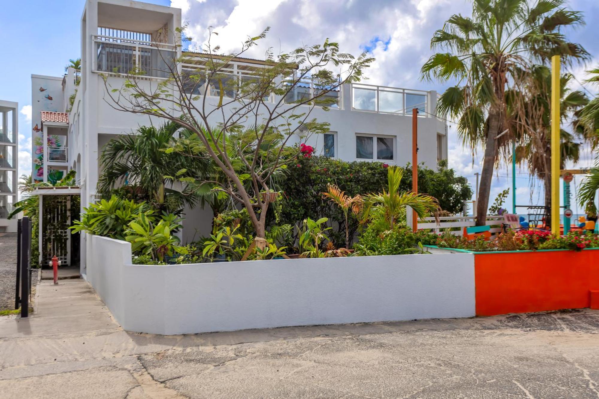 Maho Beach House - Grand Studio - Oceanview Suite Exterior foto